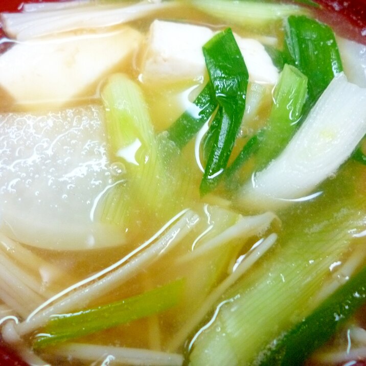 大根・エノキ・豆腐・葉玉ねぎの味噌汁